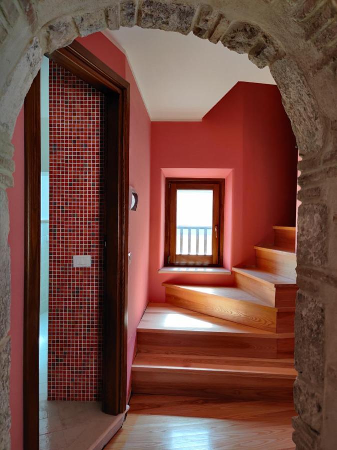 דירות מונטה סן ביאג'ו Casa Eos מראה חיצוני תמונה
